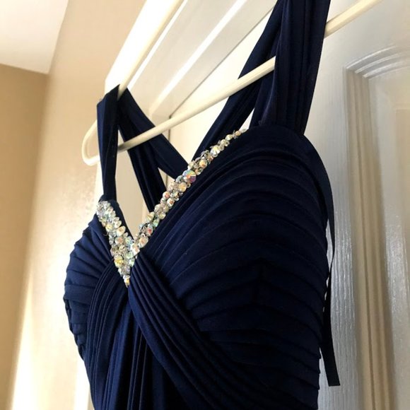 La Femme Dresses & Skirts - La Femme Prom Dress 19704